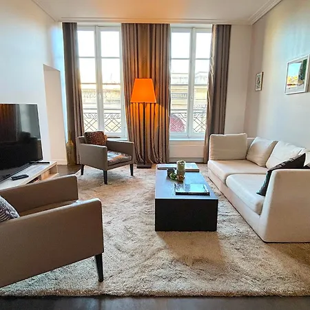 Des Archives Apartment *