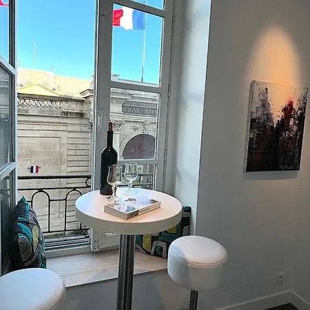 Apartment Des Archives Paris
