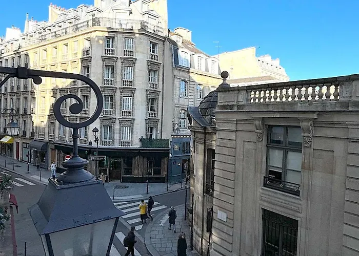 Des Archives Apartment *