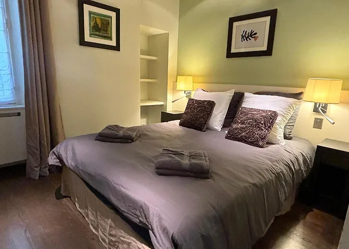 Des Archives * Paris